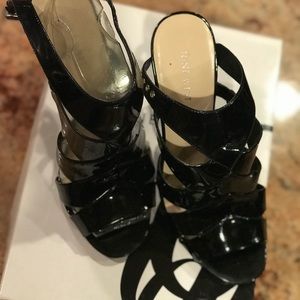 Nine West black open toed heel size 6.5
